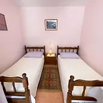 In 42257 Apartment *