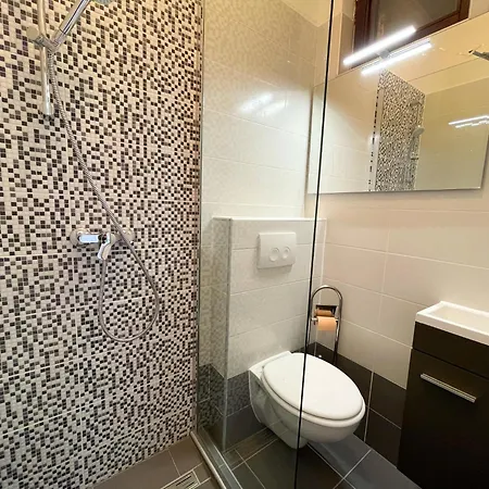 In 42257 Jadranovo